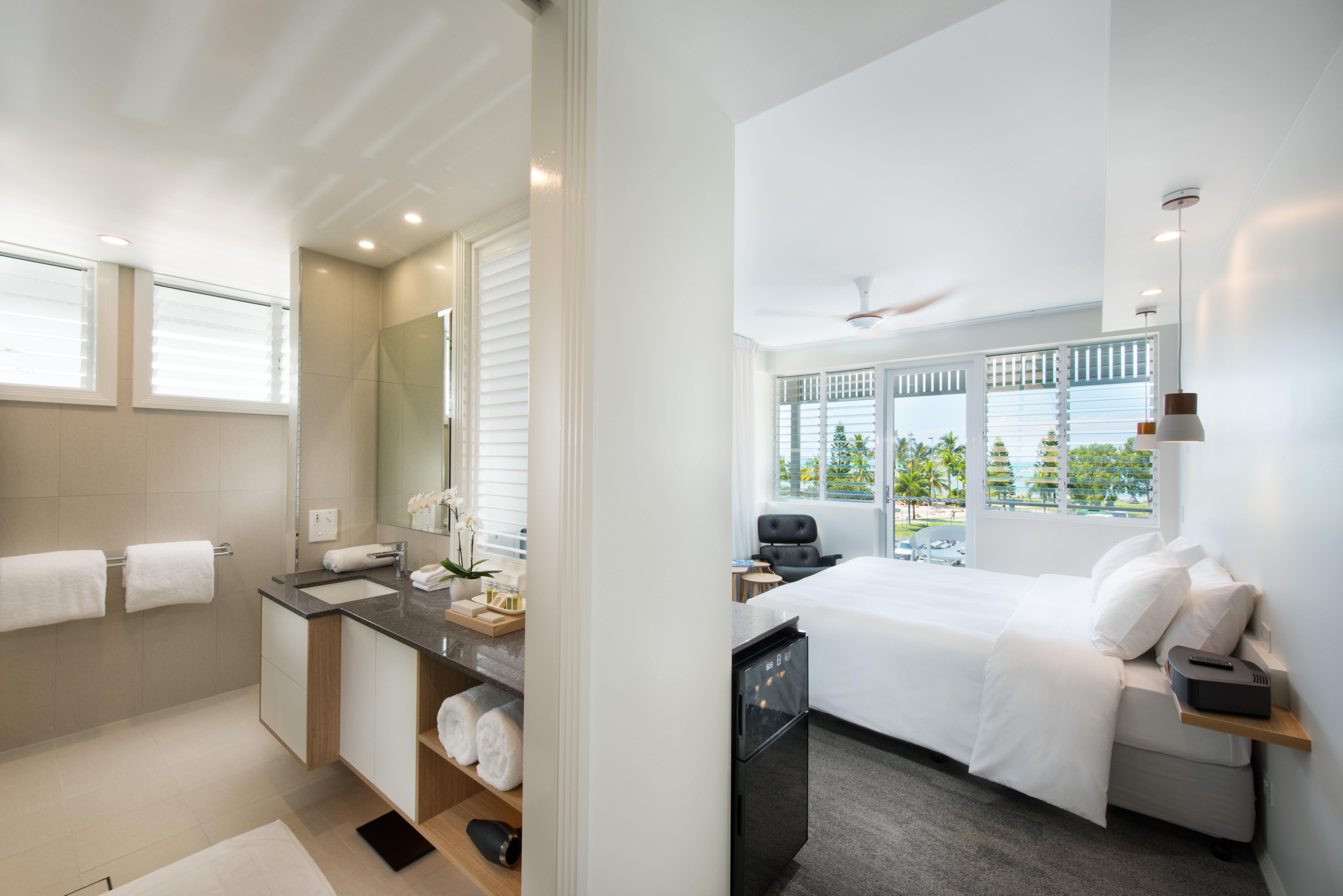 Heart Hotel And Gallery Whitsundays Airlie Beach Exterior foto