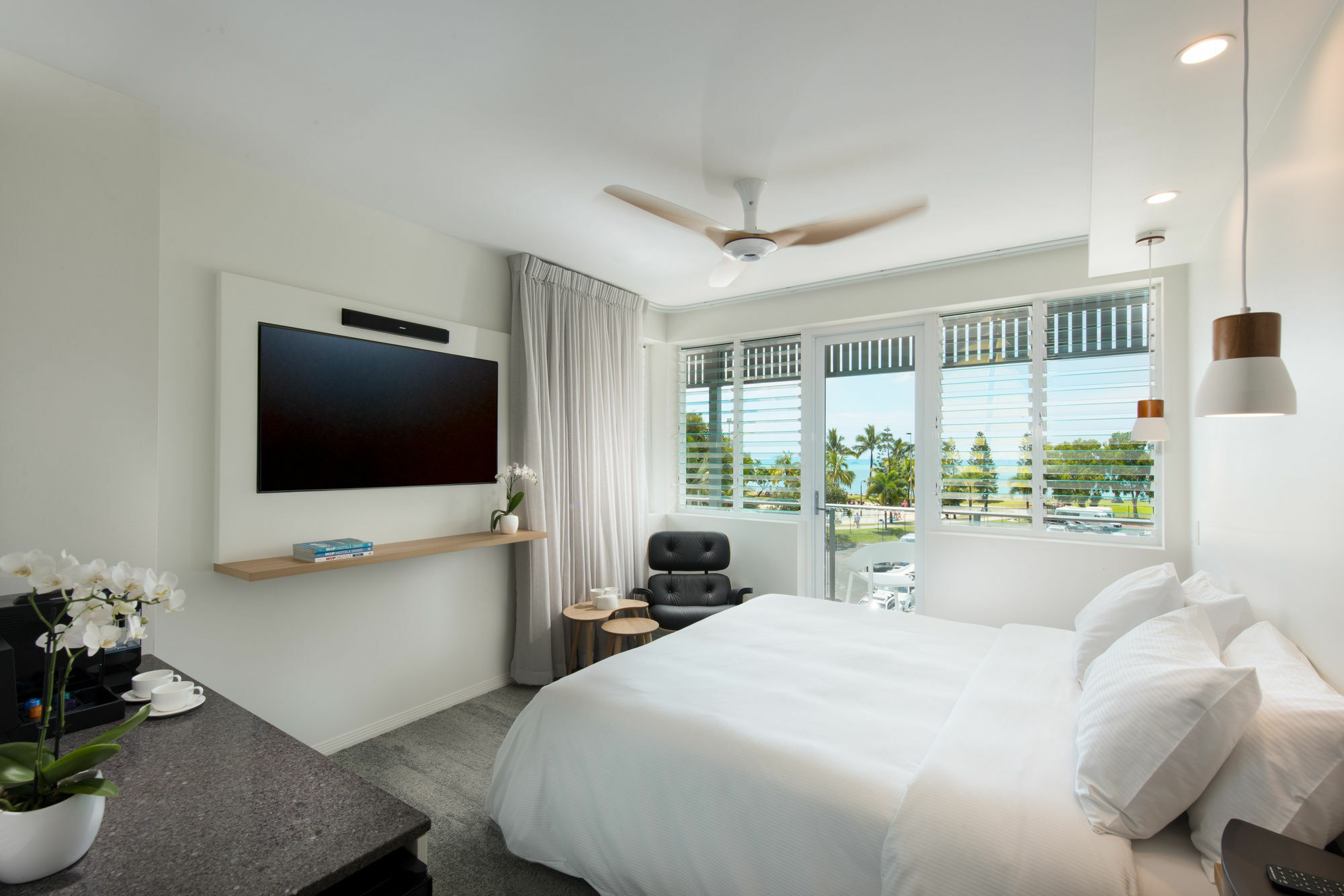 Heart Hotel And Gallery Whitsundays Airlie Beach Exterior foto